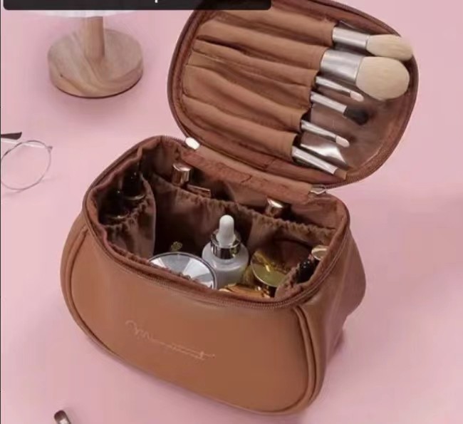 Cosmetic brush7